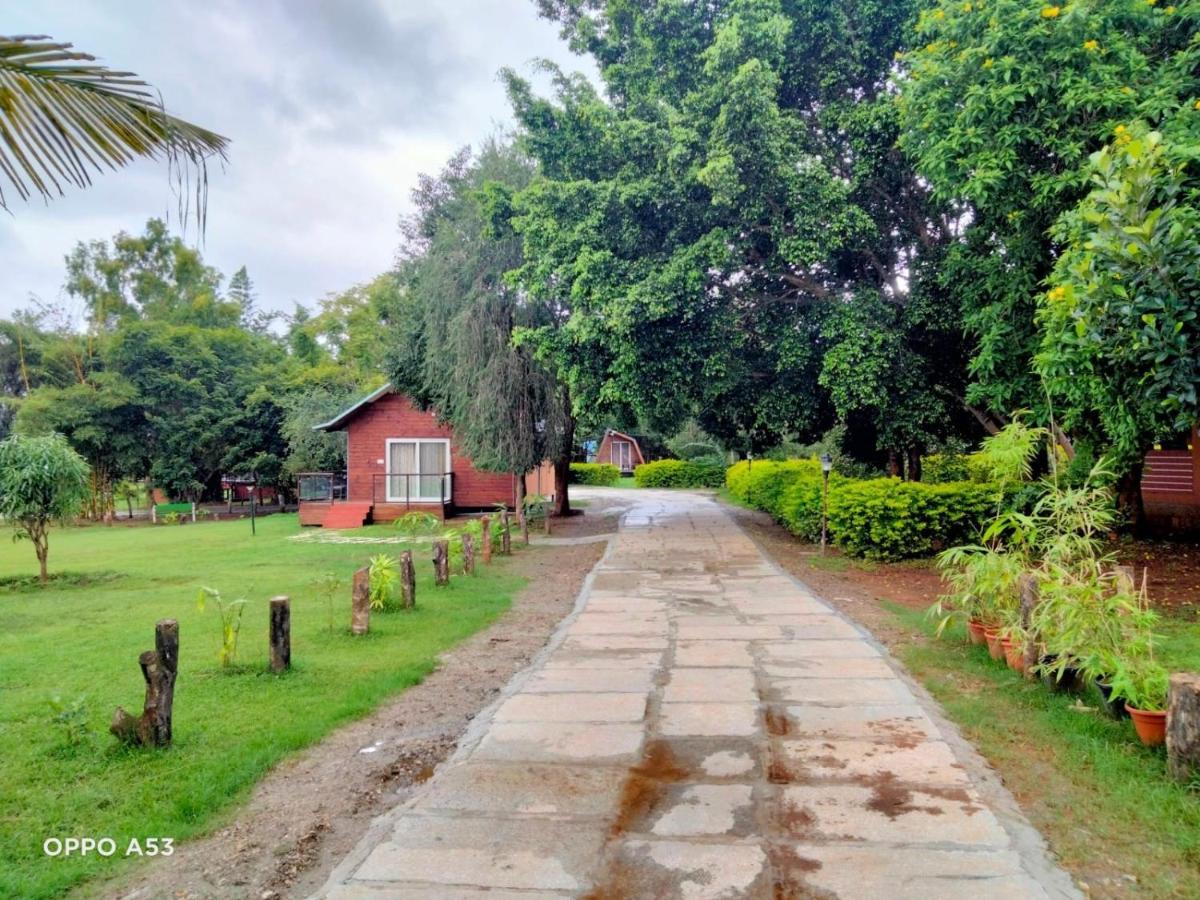 Kabini Lake View Resort Begūr Екстериор снимка