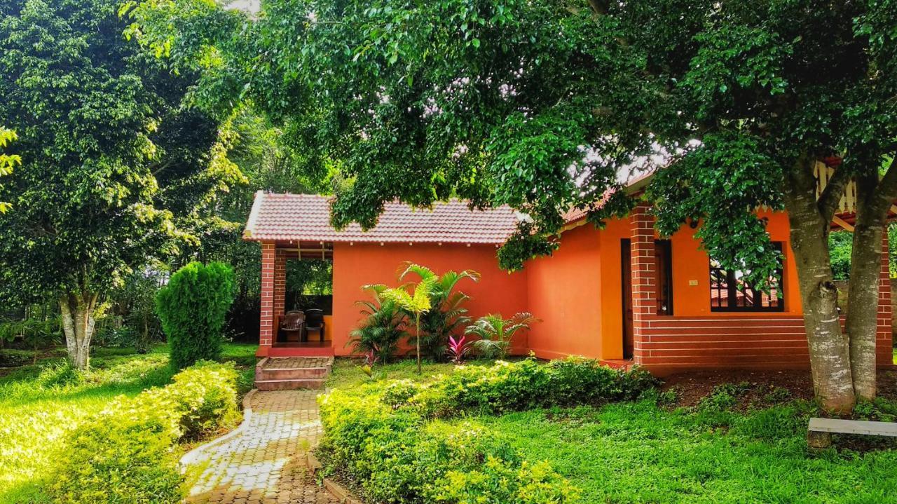 Kabini Lake View Resort Begūr Екстериор снимка