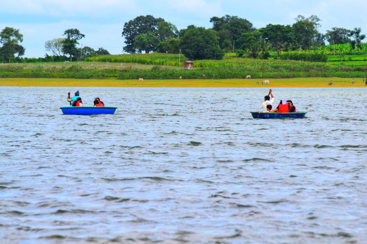 Kabini Lake View Resort Begūr Екстериор снимка