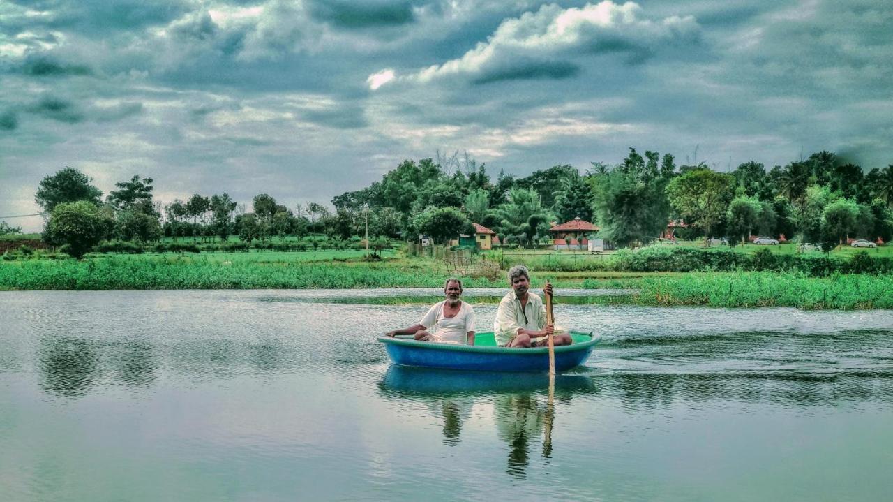 Kabini Lake View Resort Begūr Екстериор снимка